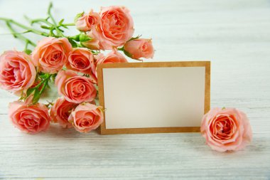 Taze Gül ve fotoğraf çerçevesi 