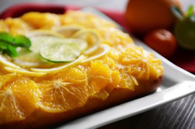 Lezzetli narenciye pasta  