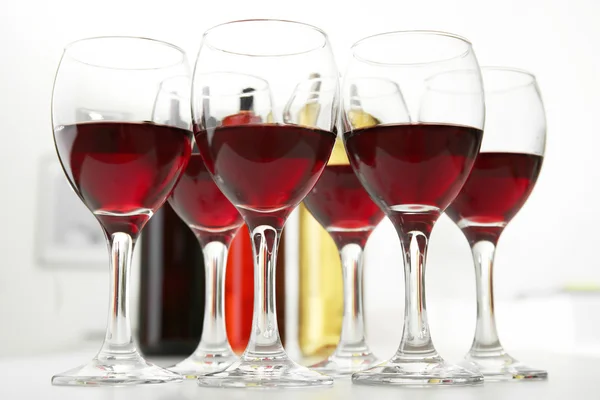 Glass rødvin – stockfoto