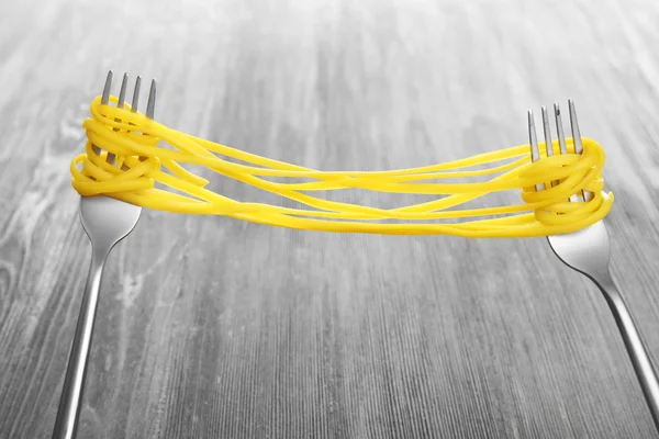 Forks with cooked pasta — Stock Photo, Image
