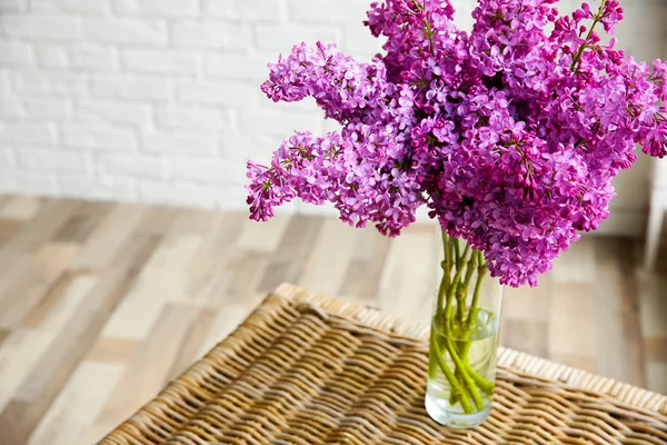 Bouquet of purple lilac flowers — Stock Photo, Image