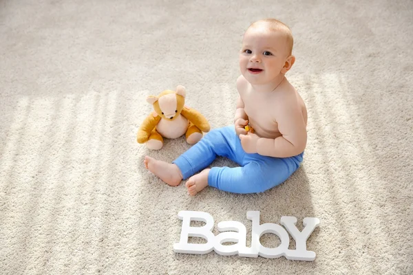 Bebé jugando — Foto de Stock