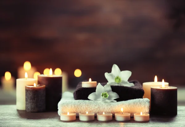 Composição de spa com velas — Fotografia de Stock