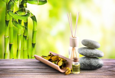 Gri taş ile Spa kompozisyon