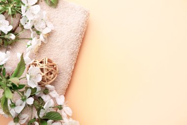 Kaplıca tedavisi ile çiçek şube