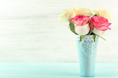 Güzel bir buket gül