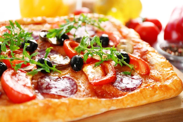 Delicious fresh pizza — Stock Photo, Image