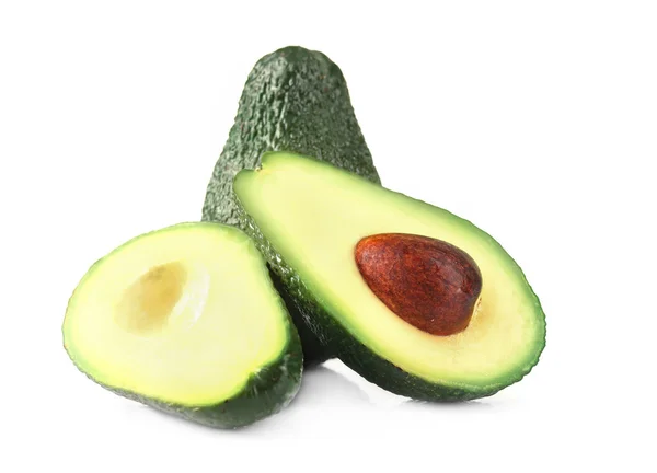 Verse avocado geïsoleerd — Stockfoto