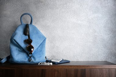 Mavi jeans sırt çantası 