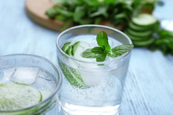 Acqua infusa di lime alla menta — Foto Stock