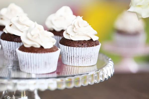 Sabrosos cupcakes, primer plano — Foto de Stock