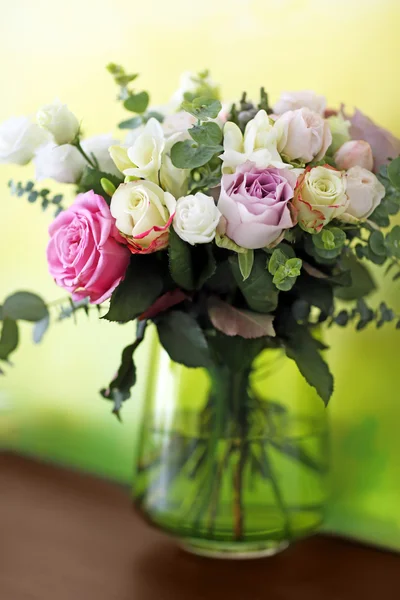 Vase with fresh roses — Stock Photo, Image