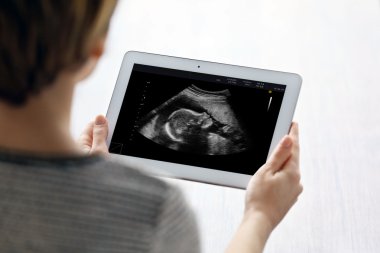 Dijital tablet ultrason ile 