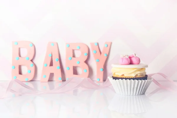 Wort "Baby" im Hintergrund — Stockfoto