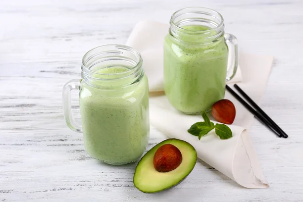 Delicious fresh avocado smoothie — Stock Photo, Image