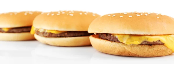 Lezzetli çizburger, izole — Stok fotoğraf