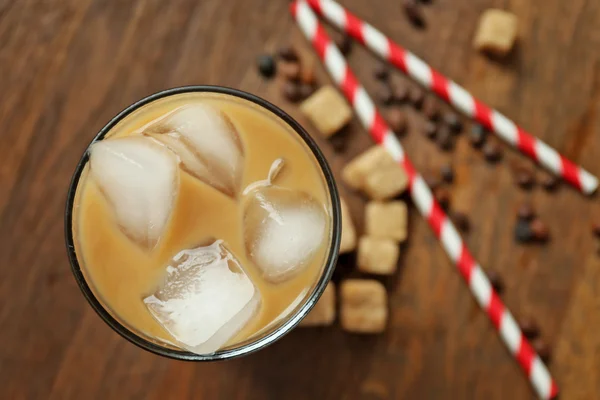 Iskallt kaffe med mjölk — Stockfoto