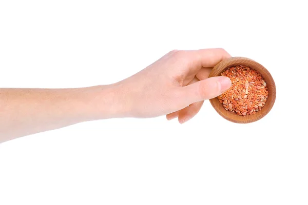 Hand innehav skål med hackade morötter — Stockfoto