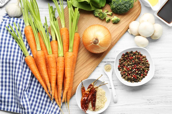 Havuç sebze ve baharatlar 