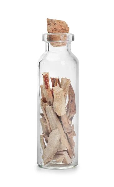 Skleněná láhev na bílém pozadí — Stock fotografie
