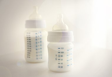 Bebek süt şişeleri 