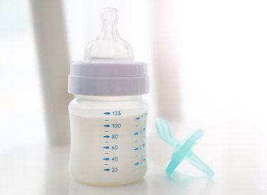 süt Biberon ve emzik