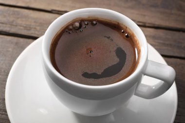 Bir fincan taze kahve. 