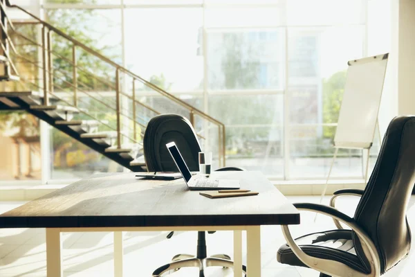 Stilvolles Bürointerieur — Stockfoto