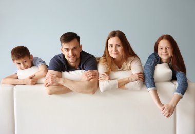 mutlu bir aile Divan