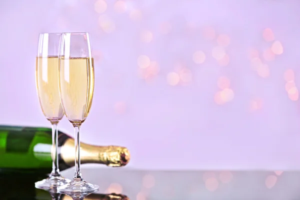 Two champagne glasses — Stock Photo, Image