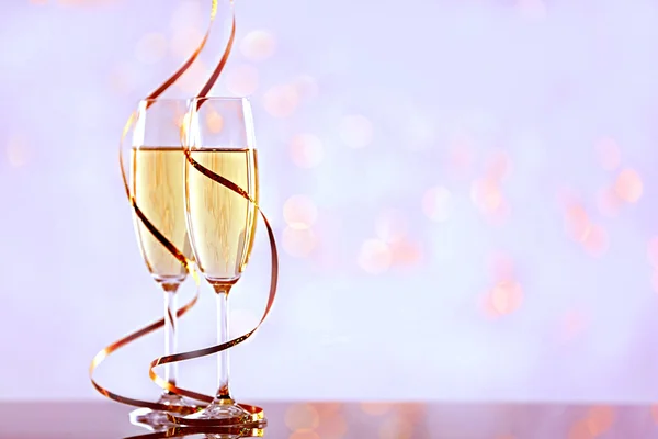 Two champagne glasses — Stock Photo, Image