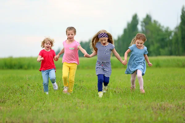 Children Having Fun Outdoor — Stock Photo, Image