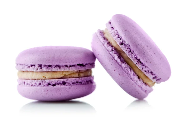 Tasty purple macaroons — Stock Photo, Image