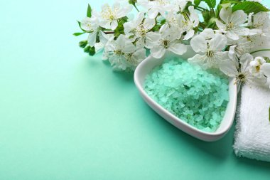 Kaplıca tedavisi ile çiçek şube