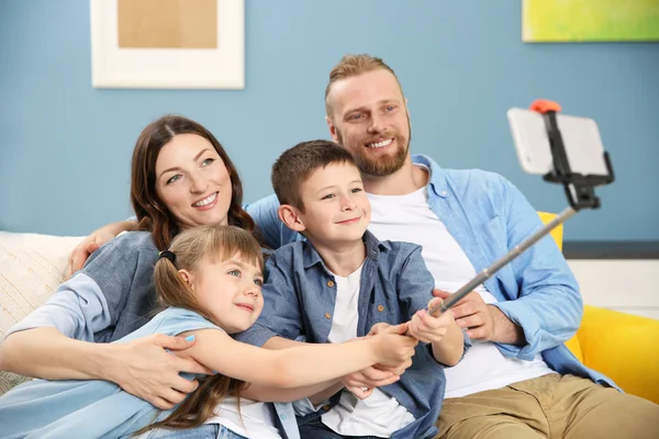 Rodziny przy selfie — Zdjęcie stockowe