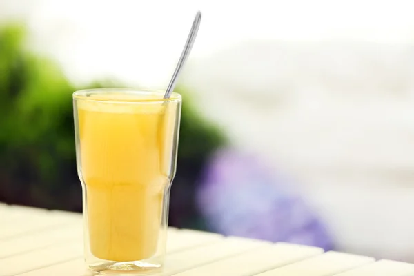 Full glass of juice — Stock Photo, Image