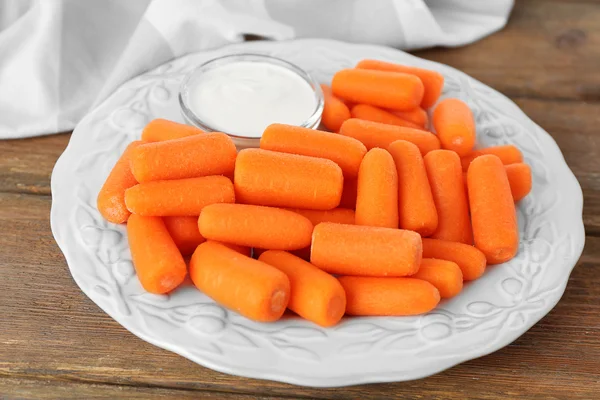 Small baby carrots — Stock Photo, Image