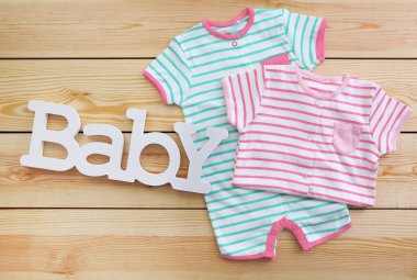 Word bebek giysileri ile 