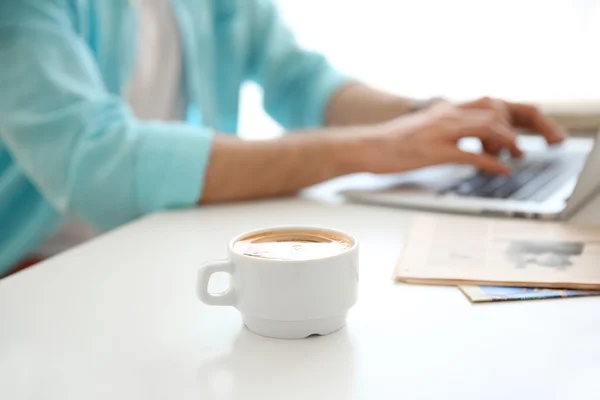 Businessman working in the office — Stock Photo, Image