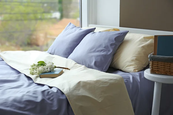 Blue bed linens — Stock Photo, Image