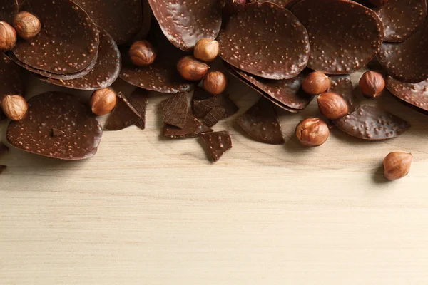 Шоколадные чипсы и фундук — стоковое фото