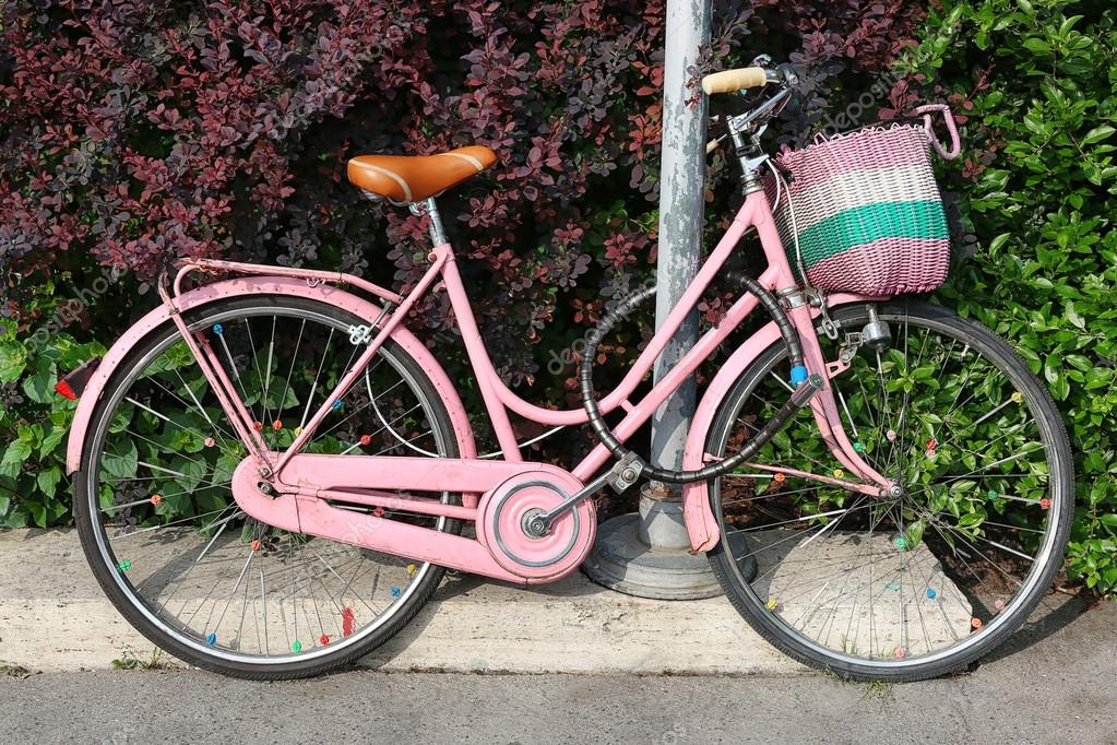pink vintage bike