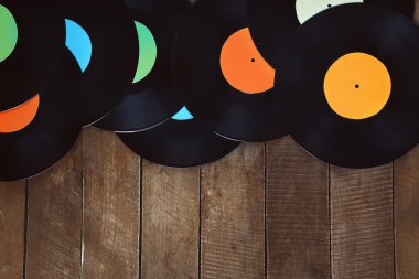 vinil kayıtlar koleksiyonu