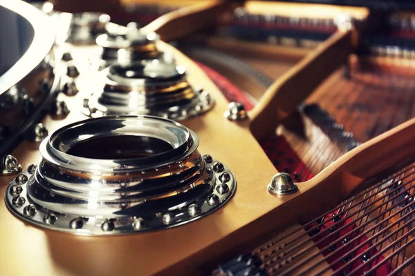 Piano with raised lid — Stock Photo, Image