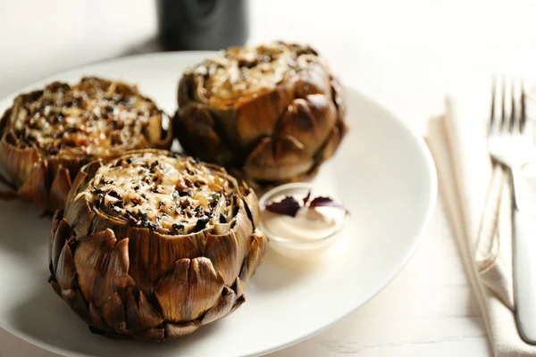 Deliciosas alcachofas al horno — Foto de Stock