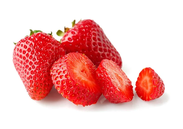 Erdbeeren, isoliert auf weiß — Stockfoto