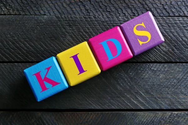 Color word KIDS — Stock Photo, Image