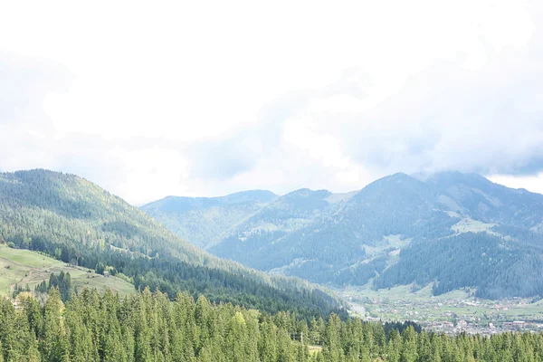 View of foggy mountains — Stock Photo, Image