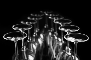 boş şarap bardakları