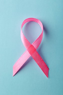 Pembe Kurdele Sembolü 